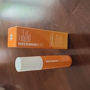 Brand New Olehenriksen Banana Bright Vitamin C Serum
